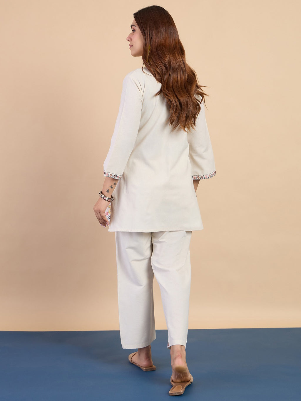 Women's Short Kurta with Natural Motif Thread Embroidery & Straight Pant Set
