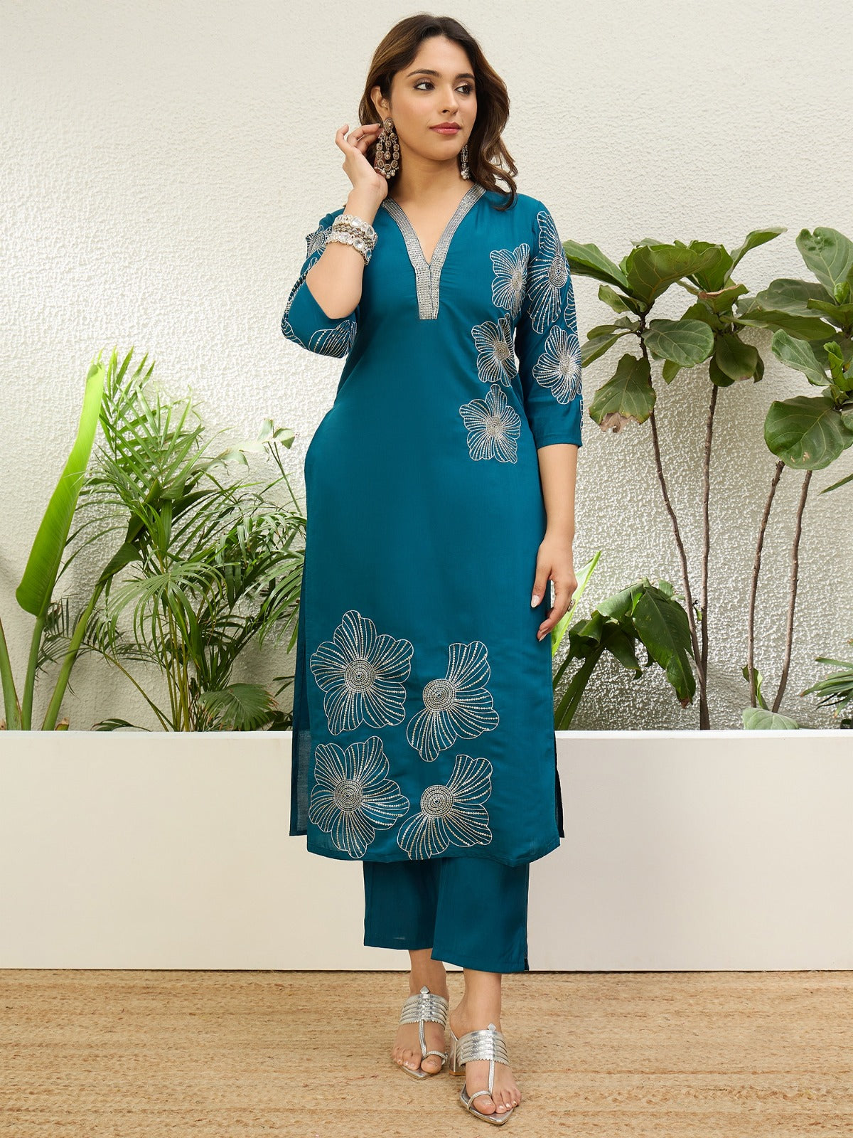 Women's Traditional Kurta Pant Set with Dupatta (Teal)